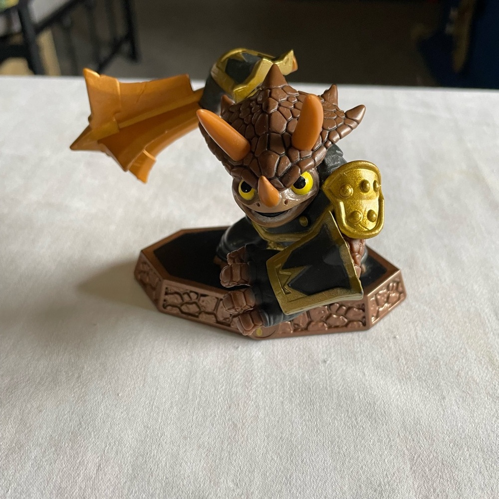 Fantasy Warrior Figurine with Gold and Black Accents Skylander
